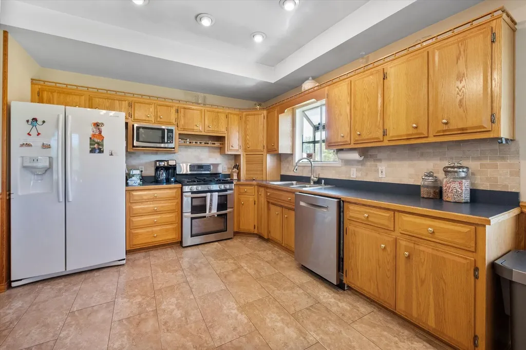 205 Salyers Lane Waddy KY 40076