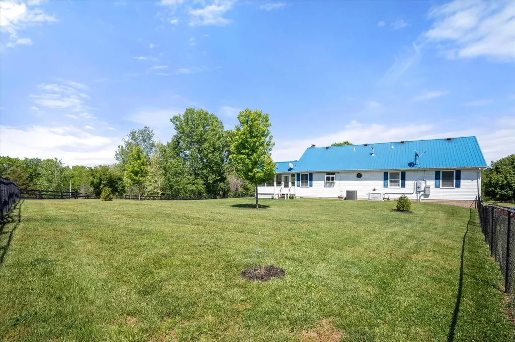 205 Salyers Lane Waddy KY 40076