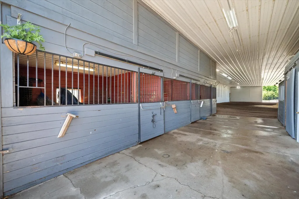 205 Salyers Lane Waddy KY 40076