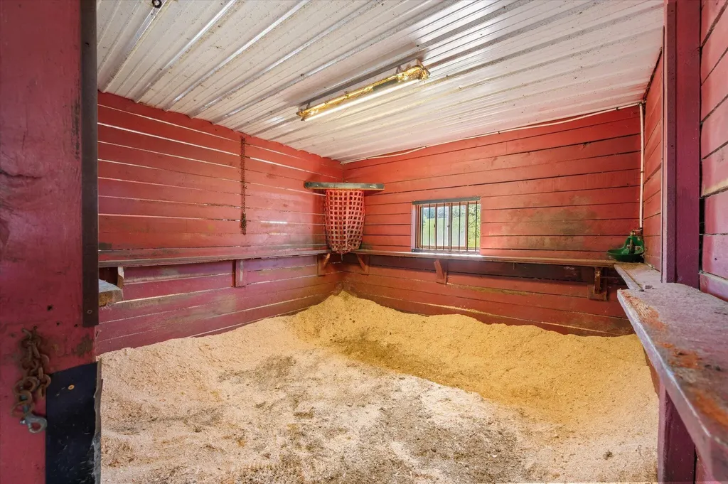 205 Salyers Lane Waddy KY 40076