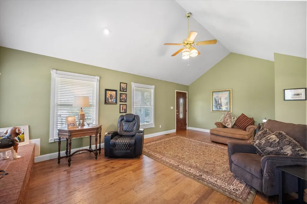 205 Salyers Lane Waddy KY 40076