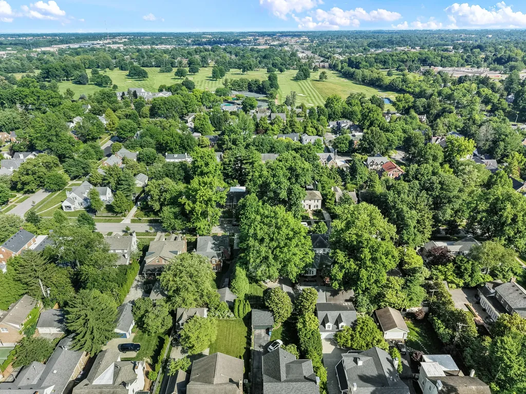 229 Kingsway Drive Lexington KY 40502
