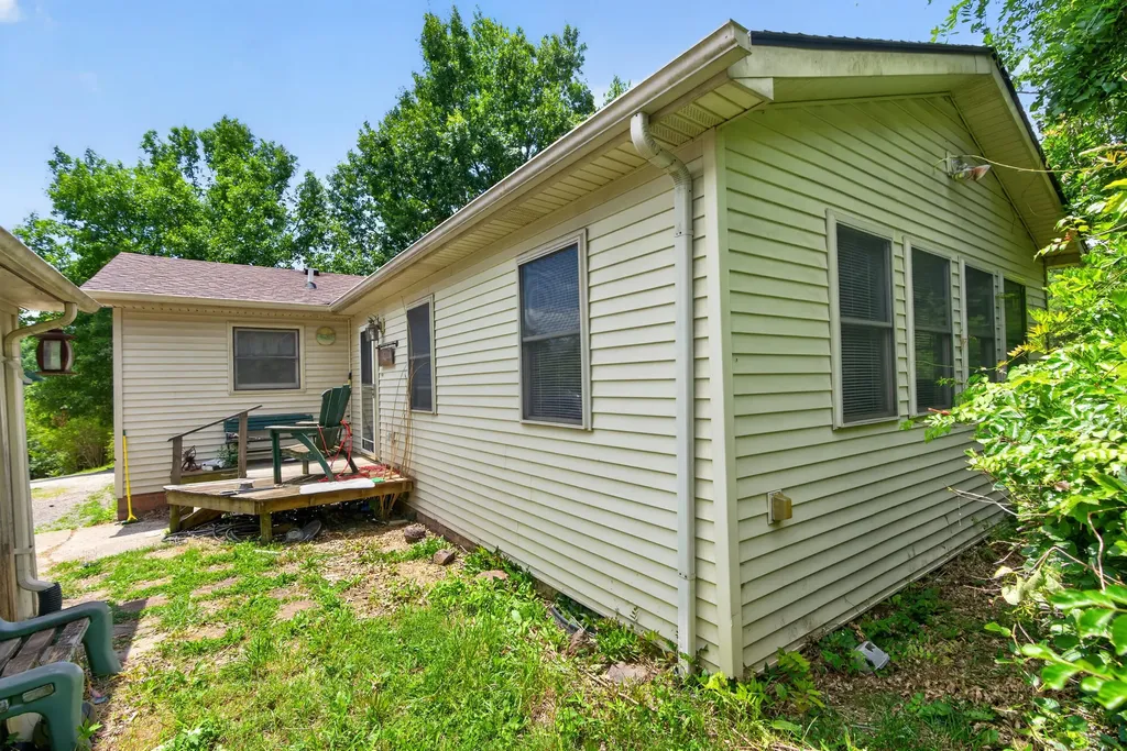 1020 S Dogwood Drive Berea KY 40403