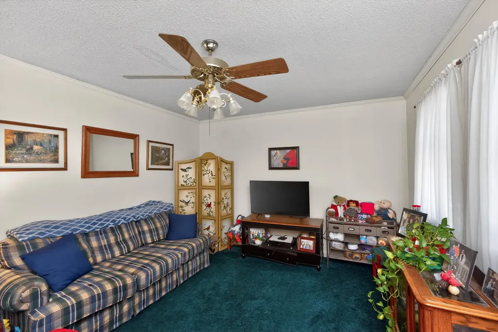 1020 S Dogwood Drive Berea KY 40403