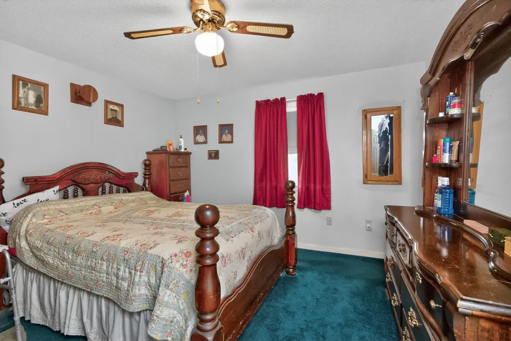 1020 S Dogwood Drive Berea KY 40403