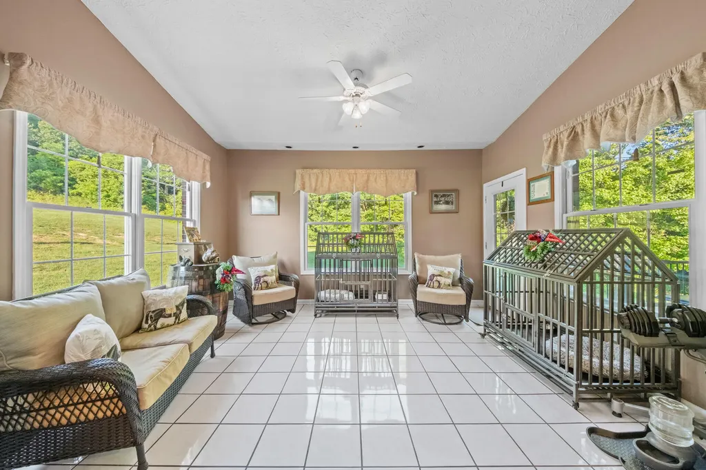 287 Chapel Hollow Greenup KY 41144