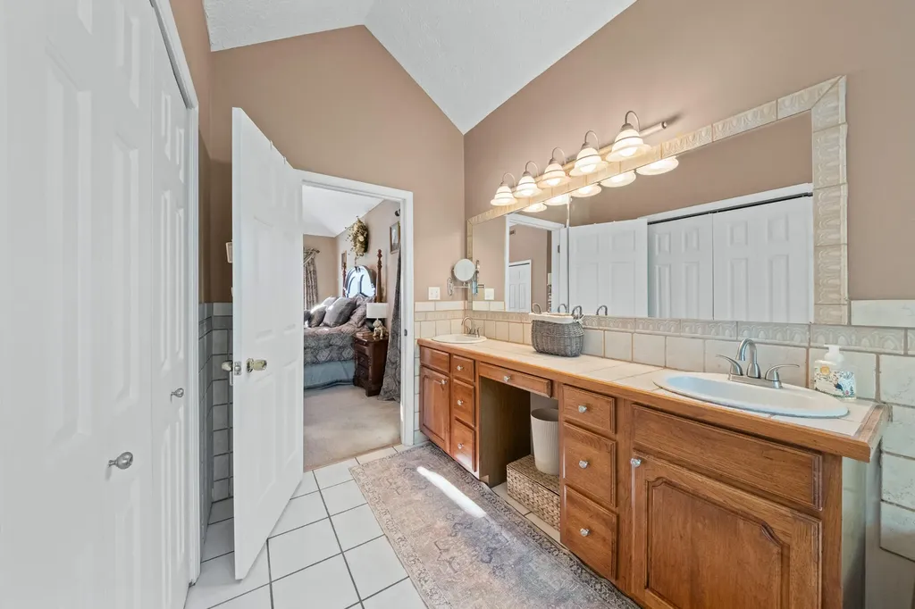 287 Chapel Hollow Greenup KY 41144