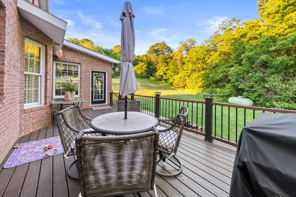 287 Chapel Hollow Greenup KY 41144