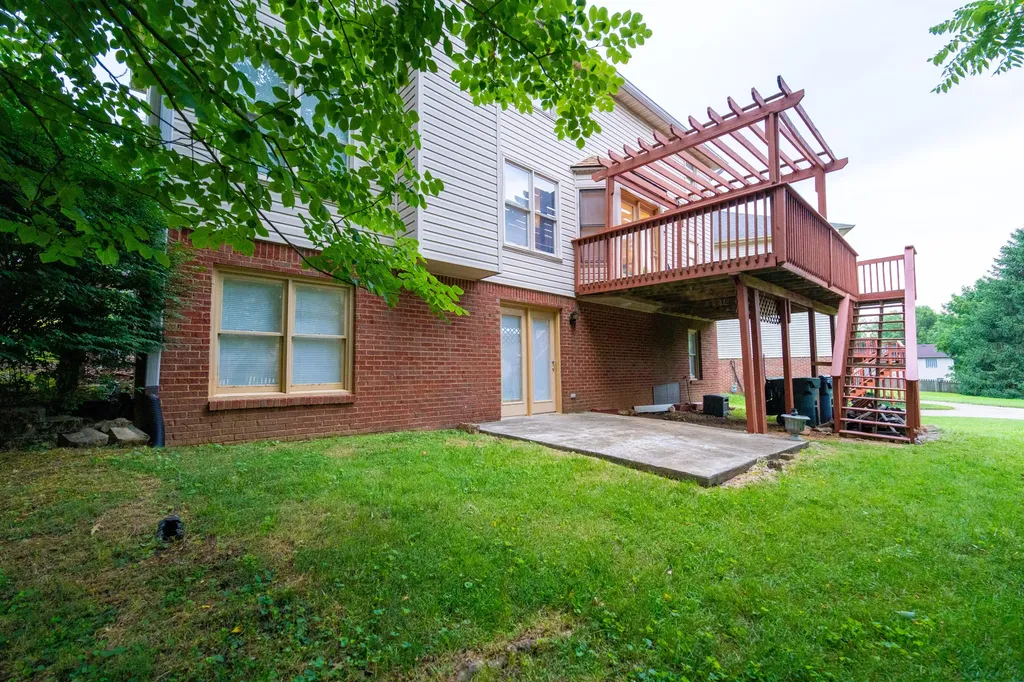 3632 Pheasant Run Lexington KY 40509