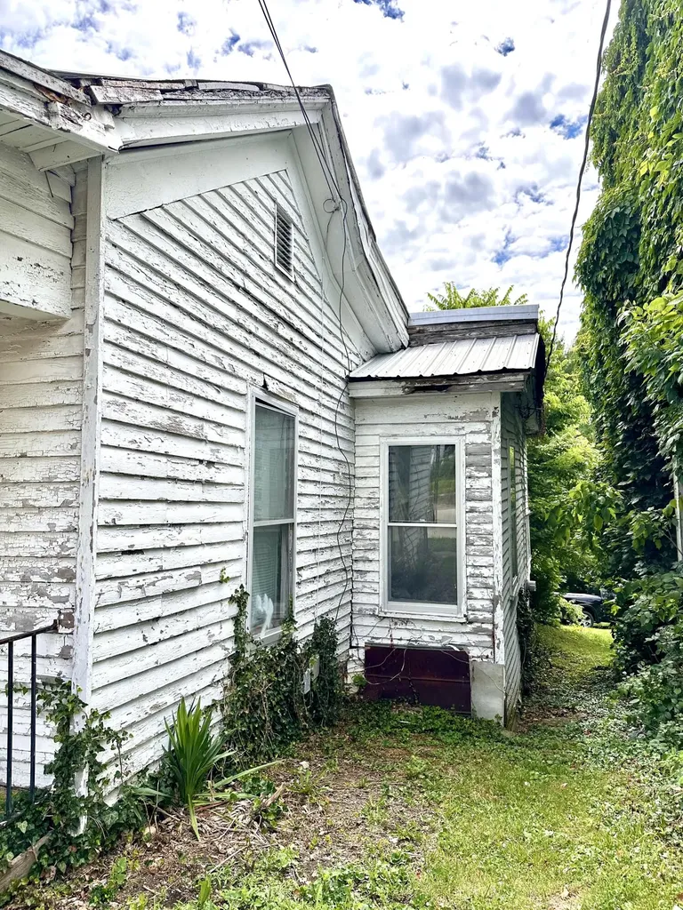 459 N Broadway Carlisle KY 40311