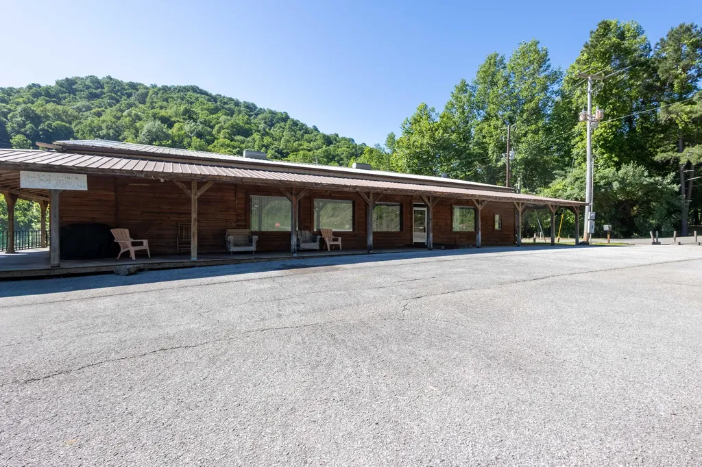 217 Big Smith Branch Road Sassafras KY 41759
