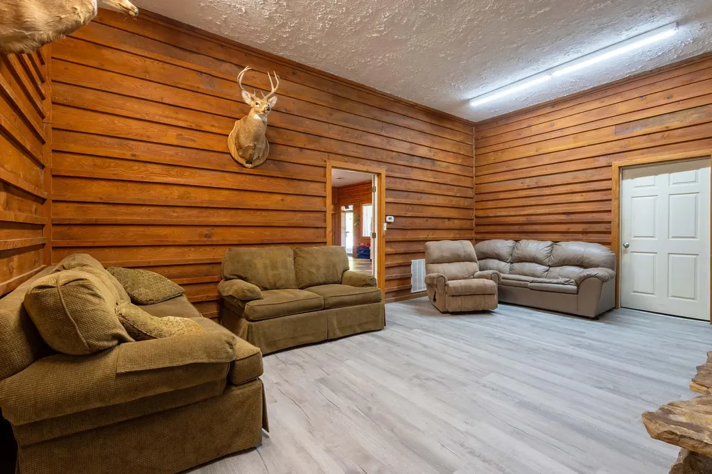 217 Big Smith Branch Road Sassafras KY 41759