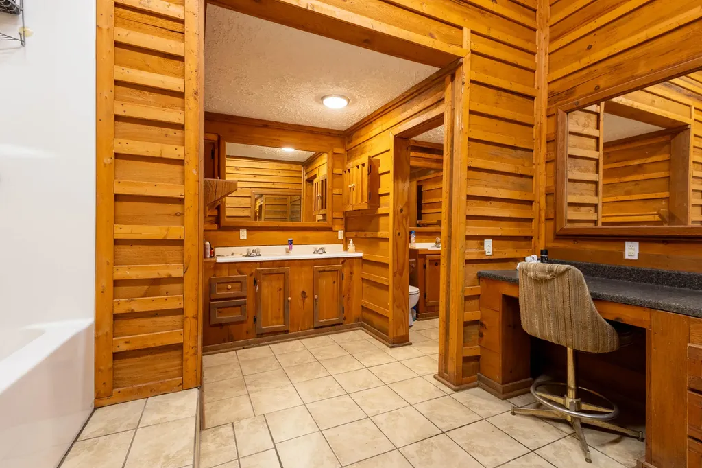 217 Big Smith Branch Road Sassafras KY 41759