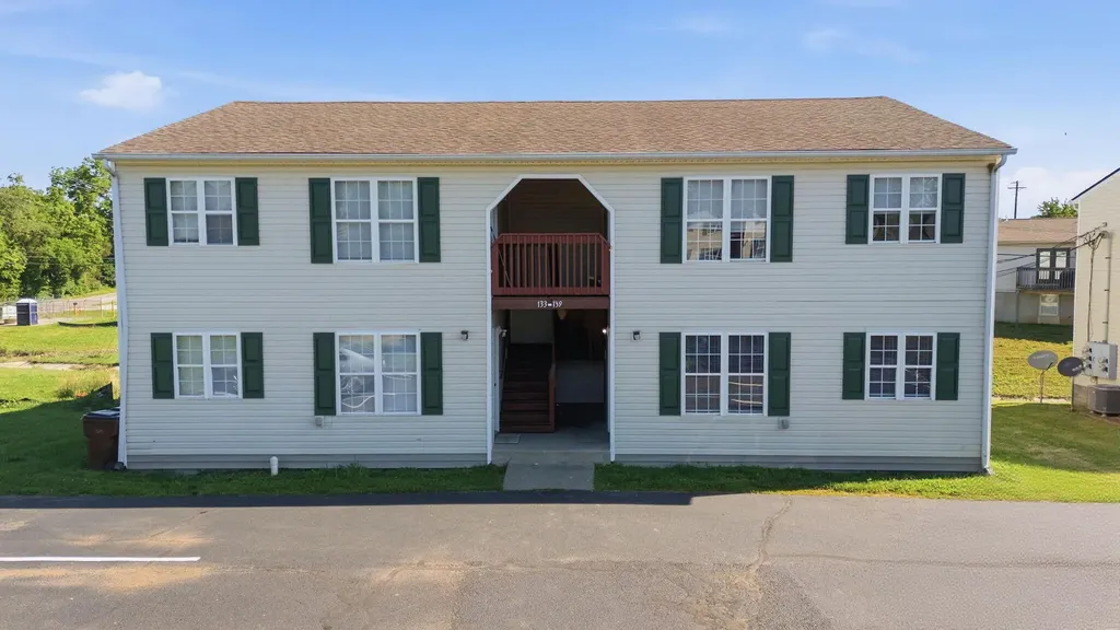 133-139 Grinder Court Nicholasville KY 40356