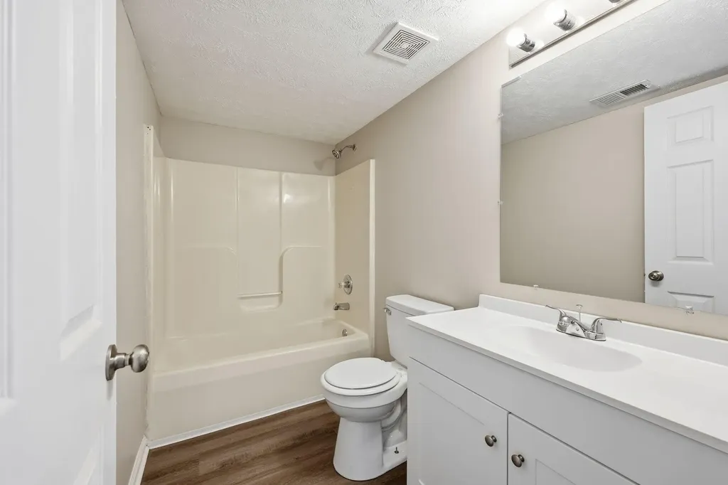 133-139 Grinder Court Nicholasville KY 40356