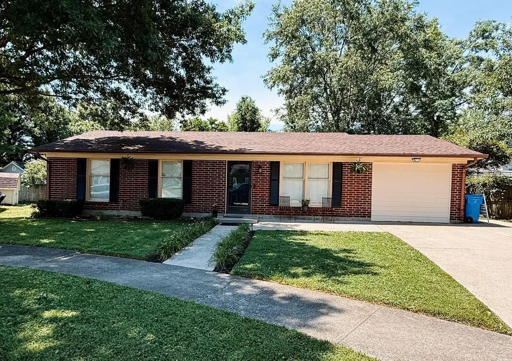3380 Colonnade Drive Lexington KY 40515