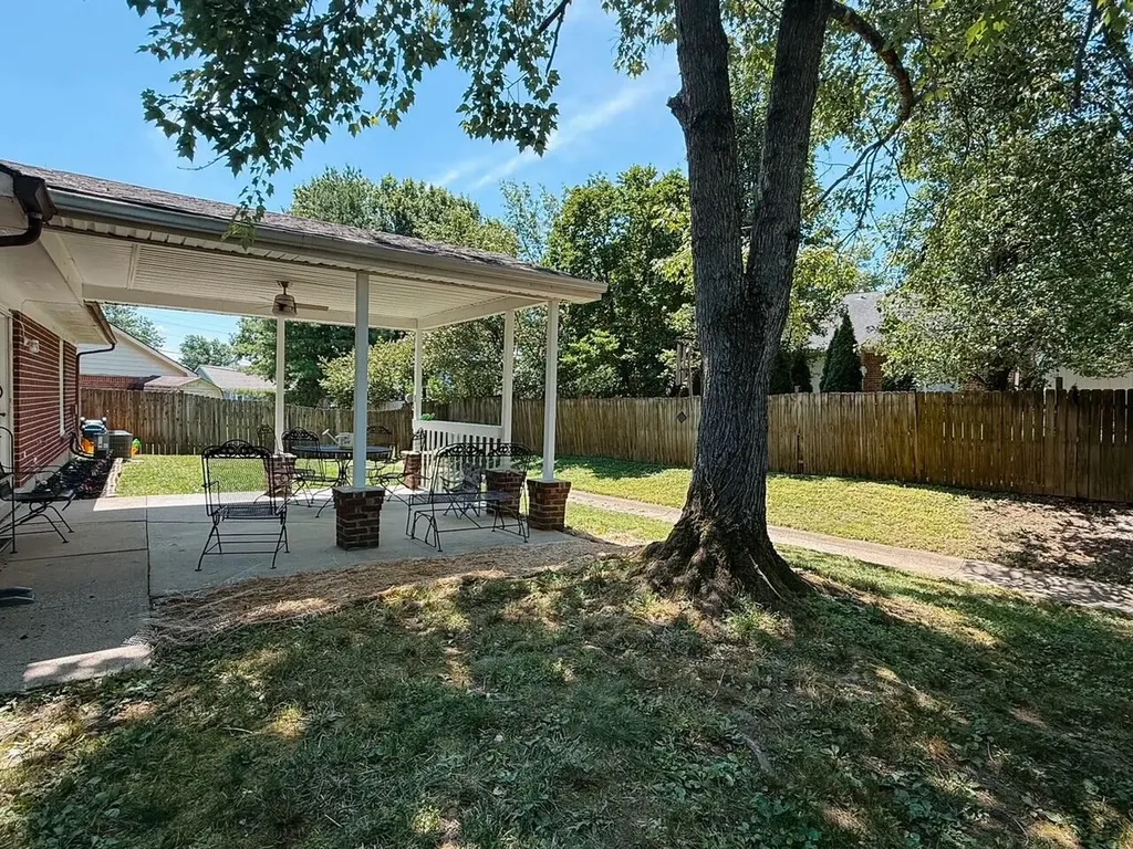 3380 Colonnade Drive Lexington KY 40515