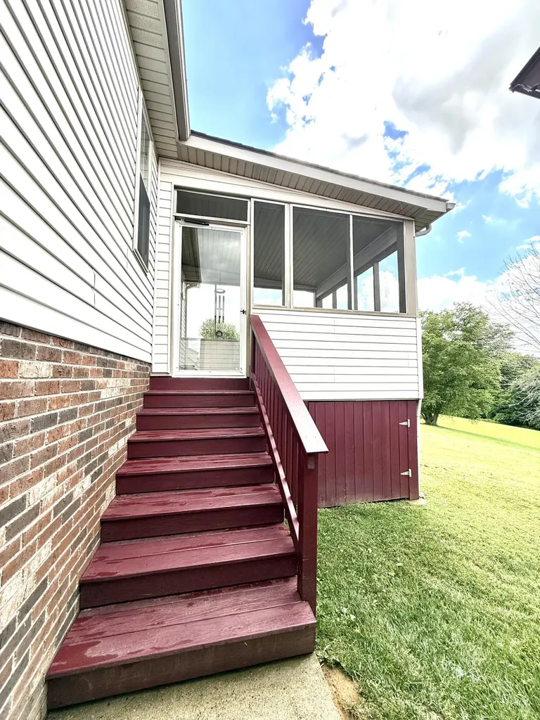 143 Deer Run Lancaster KY 40444
