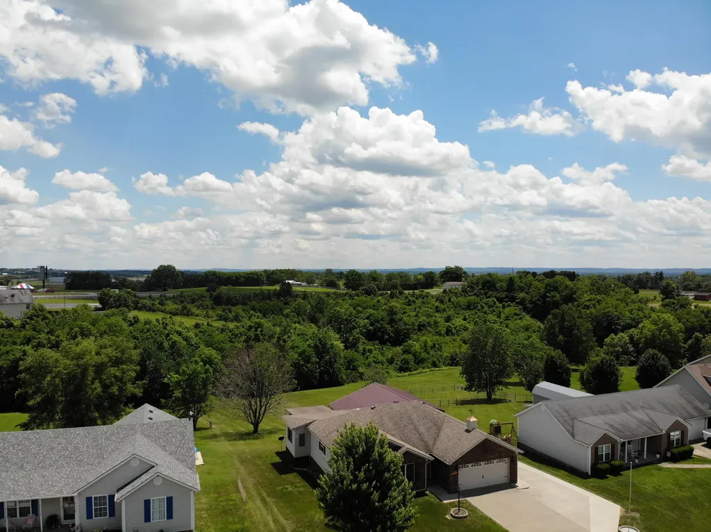 143 Deer Run Lancaster KY 40444