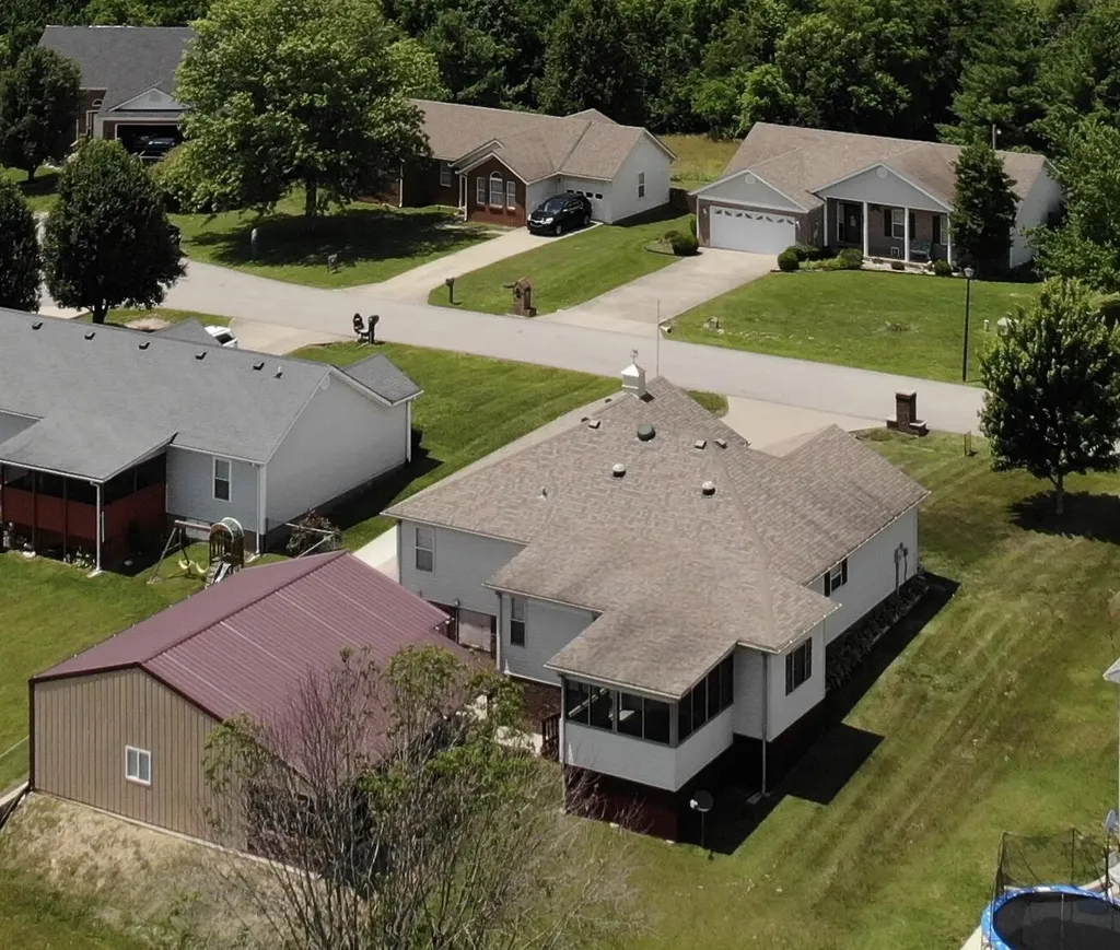 143 Deer Run Lancaster KY 40444