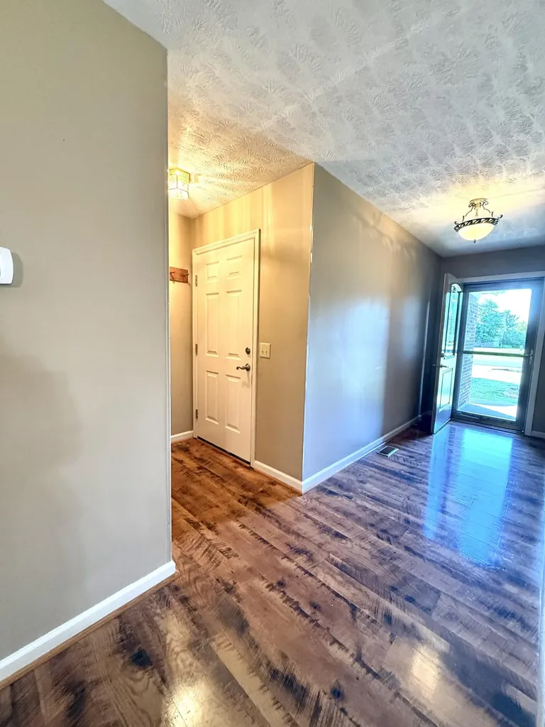 143 Deer Run Lancaster KY 40444