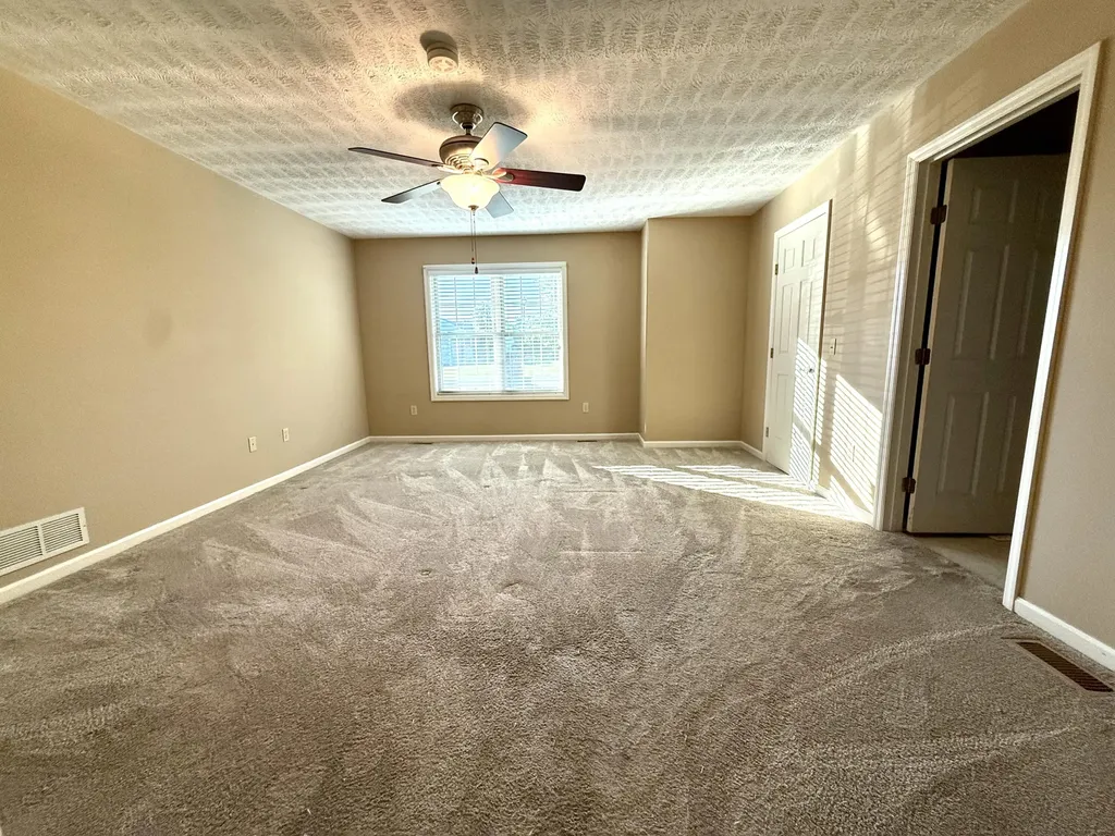 143 Deer Run Lancaster KY 40444