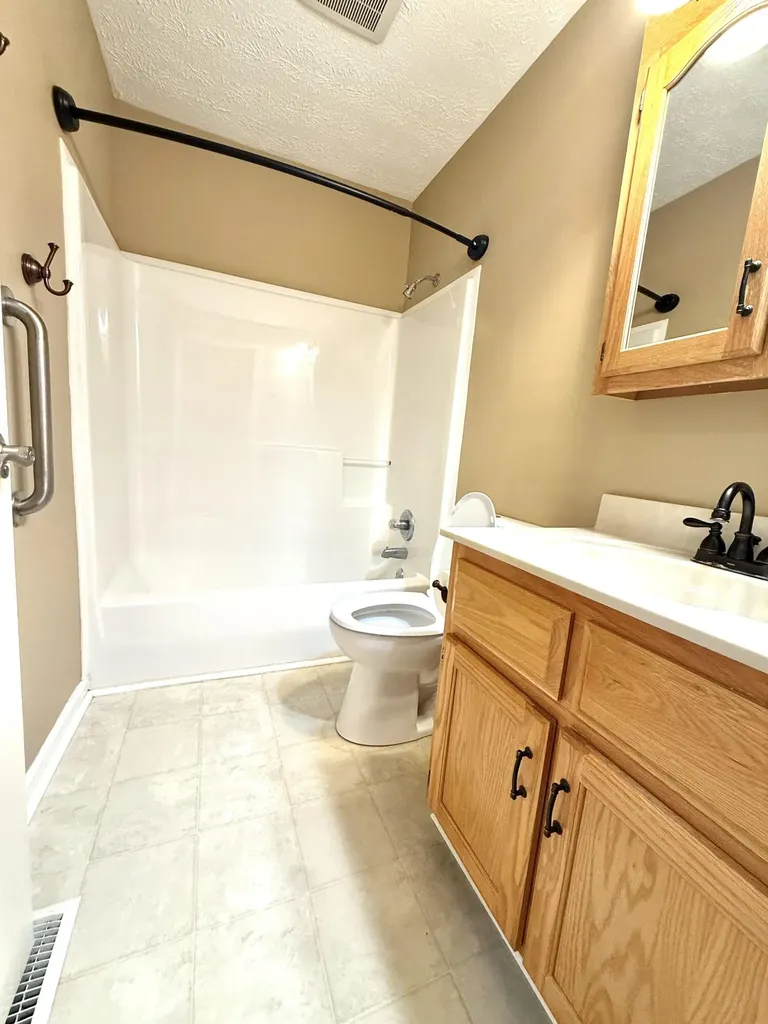 143 Deer Run Lancaster KY 40444