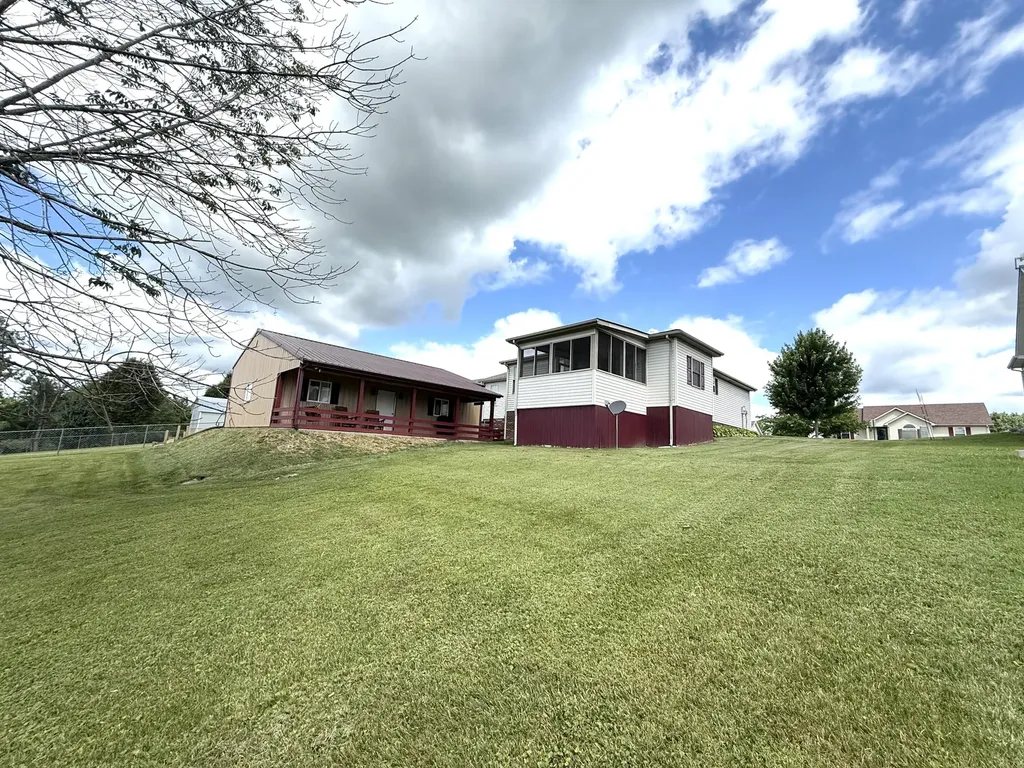 143 Deer Run Lancaster KY 40444