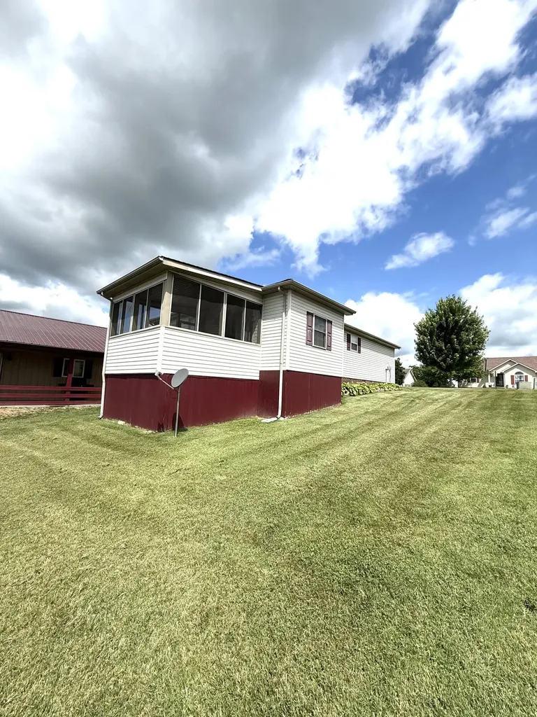 143 Deer Run Lancaster KY 40444
