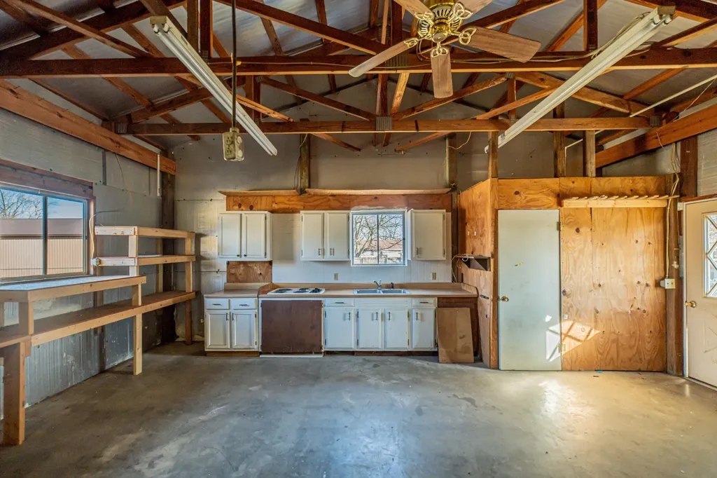 868 Broadway Street Barlow KY 42024