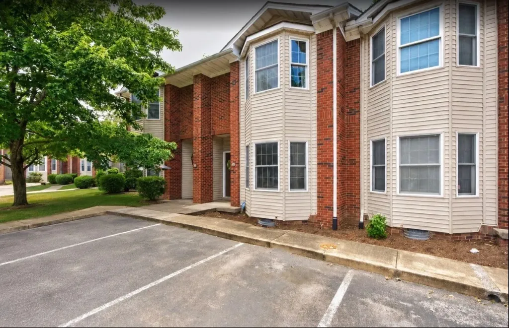 1625 Nicholasville Road Lexington KY 40503