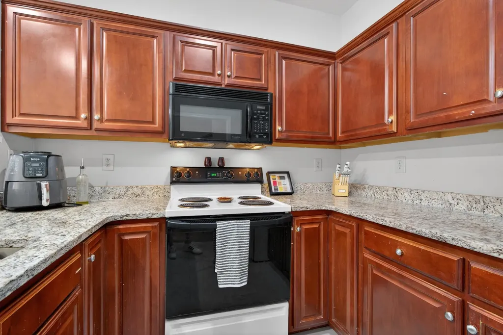 1625 Nicholasville Road Lexington KY 40503