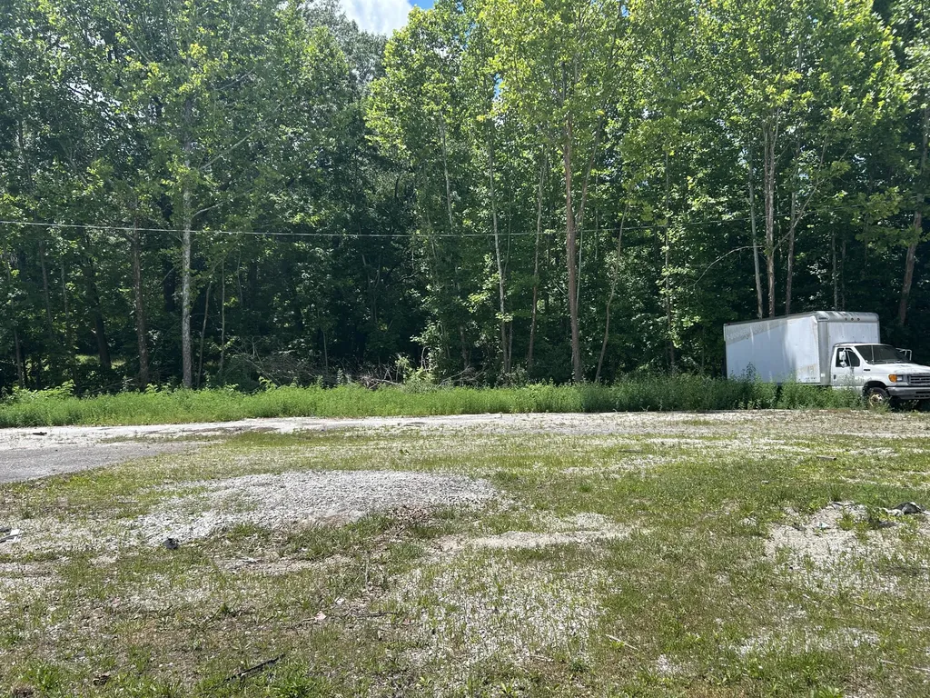 3737 S Laurel Road London KY 40744