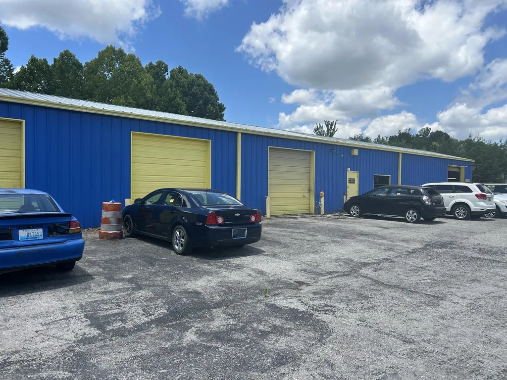 3737 S Laurel Road London KY 40744
