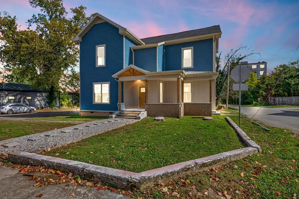 1506 S Clay Street Hopkinsville KY 42240