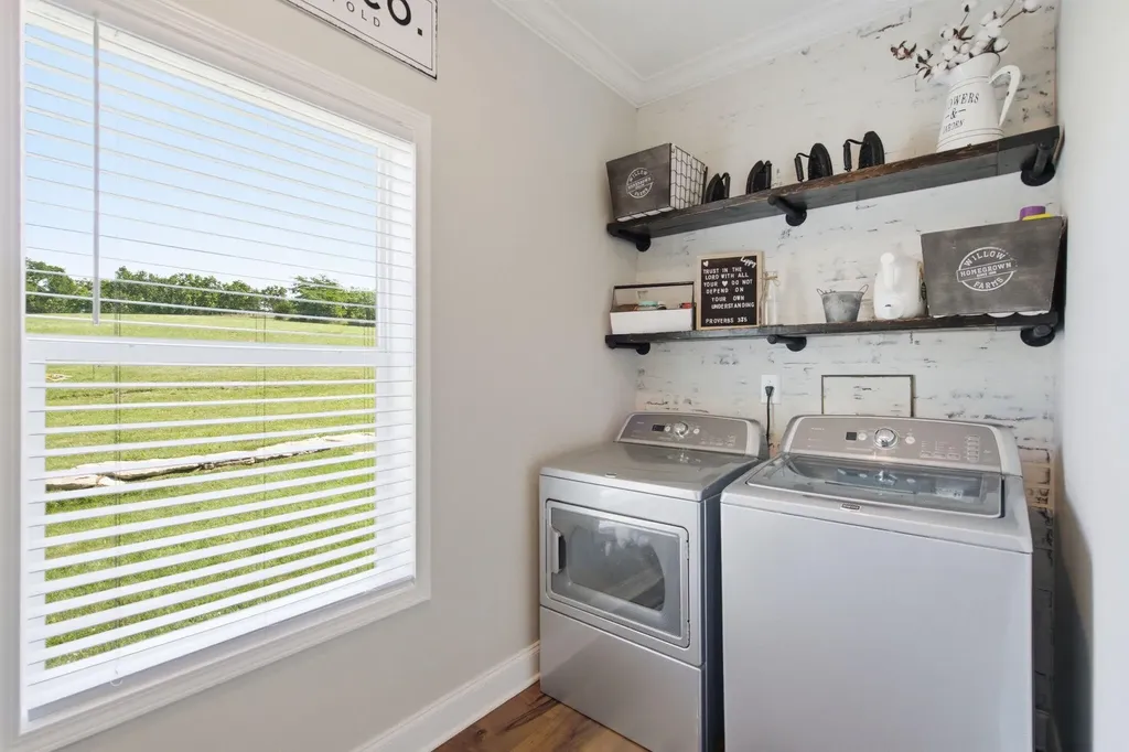 252 Hughes Lane Cynthiana KY 41031