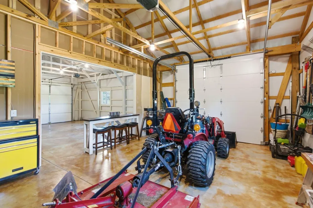 252 Hughes Lane Cynthiana KY 41031