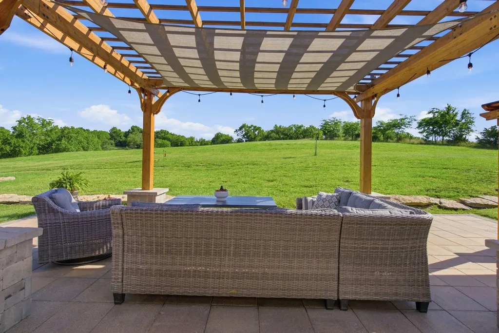 252 Hughes Lane Cynthiana KY 41031
