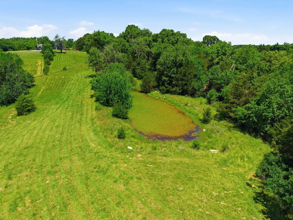 252 Hughes Lane Cynthiana KY 41031