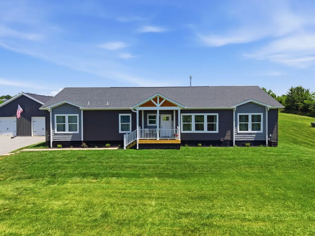252 Hughes Lane Cynthiana KY 41031