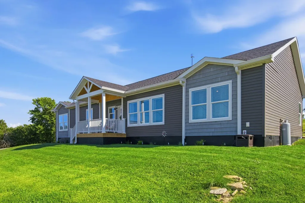 252 Hughes Lane Cynthiana KY 41031