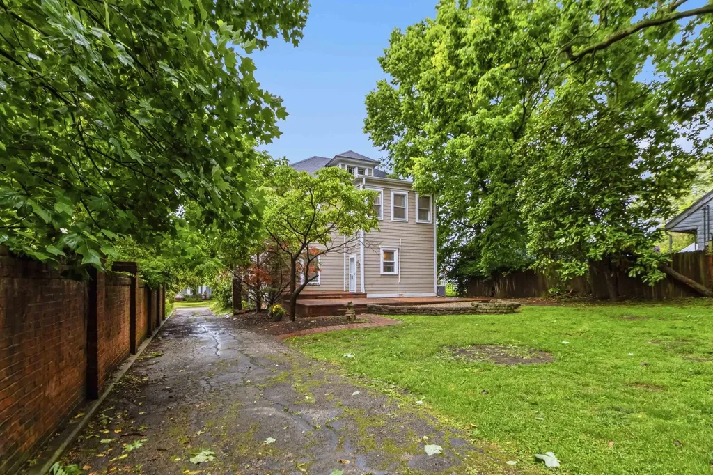 425 Breck Avenue Richmond KY 40475