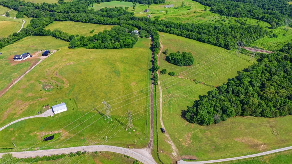 2601 High Bridge Road Wilmore KY 40390