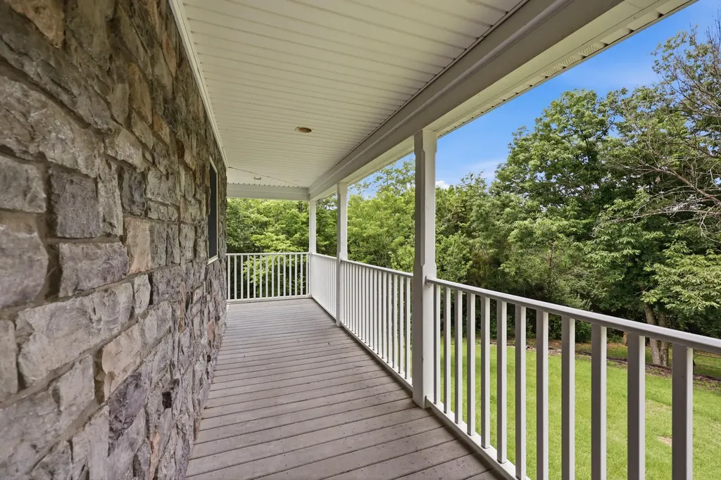 2601 High Bridge Road Wilmore KY 40390