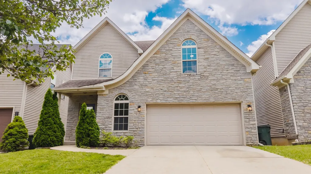 3052 Roundway Down Lane Lexington KY 40509