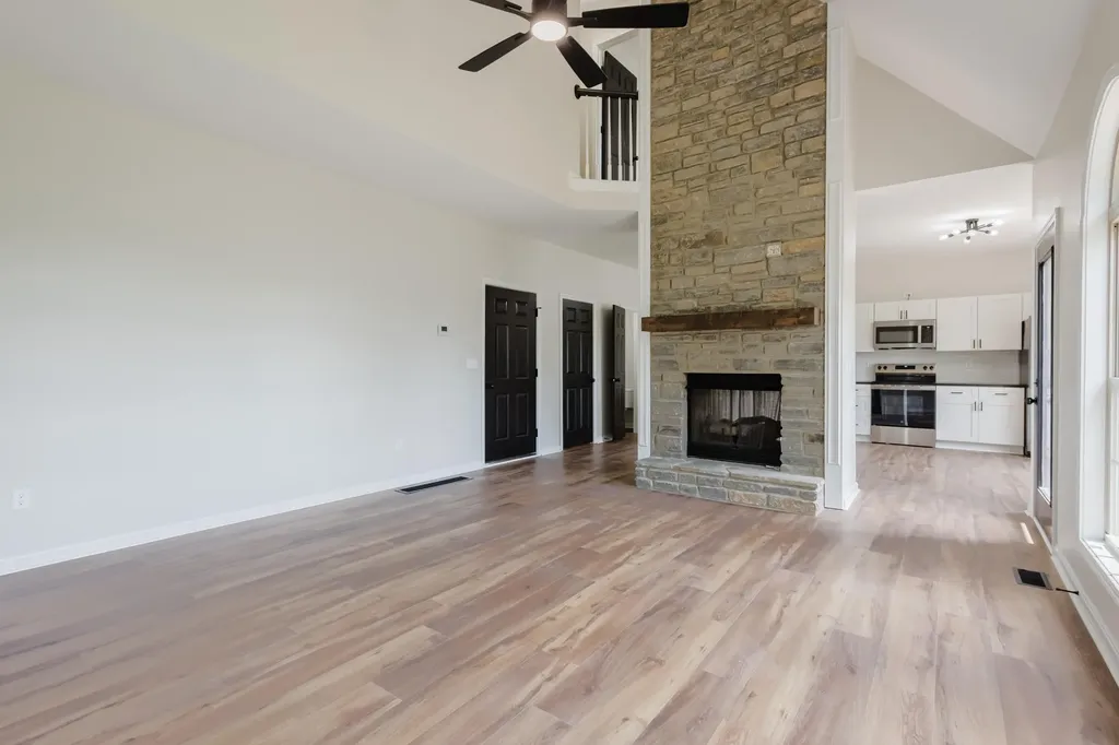 3052 Roundway Down Lane Lexington KY 40509