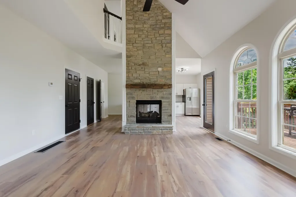 3052 Roundway Down Lane Lexington KY 40509