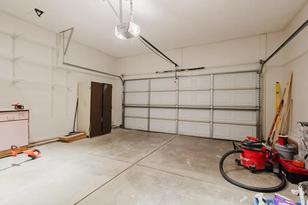 3052 Roundway Down Lane Lexington KY 40509