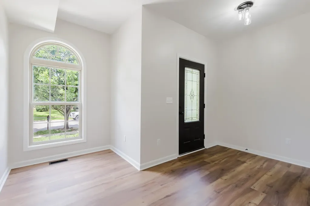 3052 Roundway Down Lane Lexington KY 40509