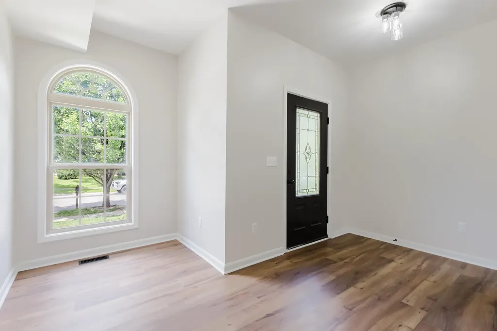 3052 Roundway Down Lane Lexington KY 40509
